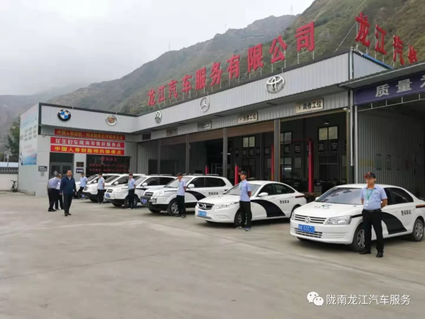 金錘鈑金，銀槍噴漆！龍江汽修值得信賴！