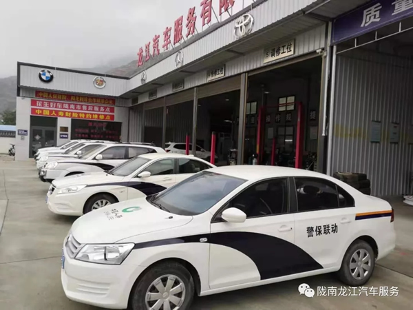 金錘鈑金，銀槍噴漆！龍江汽修值得信賴！