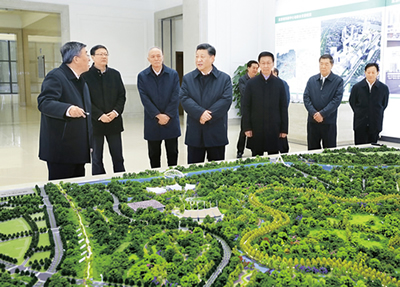 習(xí)近平：推動(dòng)形成優(yōu)勢互補(bǔ)高質(zhì)量發(fā)展的區(qū)域經(jīng)濟(jì)布局