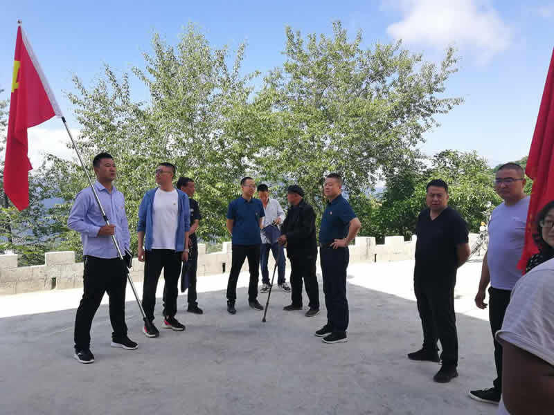 “感黨恩、憶黨史”，--市龍江城鄉(xiāng)發(fā)展集團公司開展慶祝建黨99周年主題黨日活動
