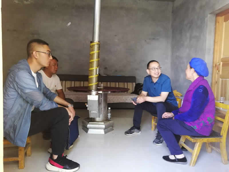 “感黨恩、憶黨史”，--市龍江城鄉(xiāng)發(fā)展集團公司開展慶祝建黨99周年主題黨日活動